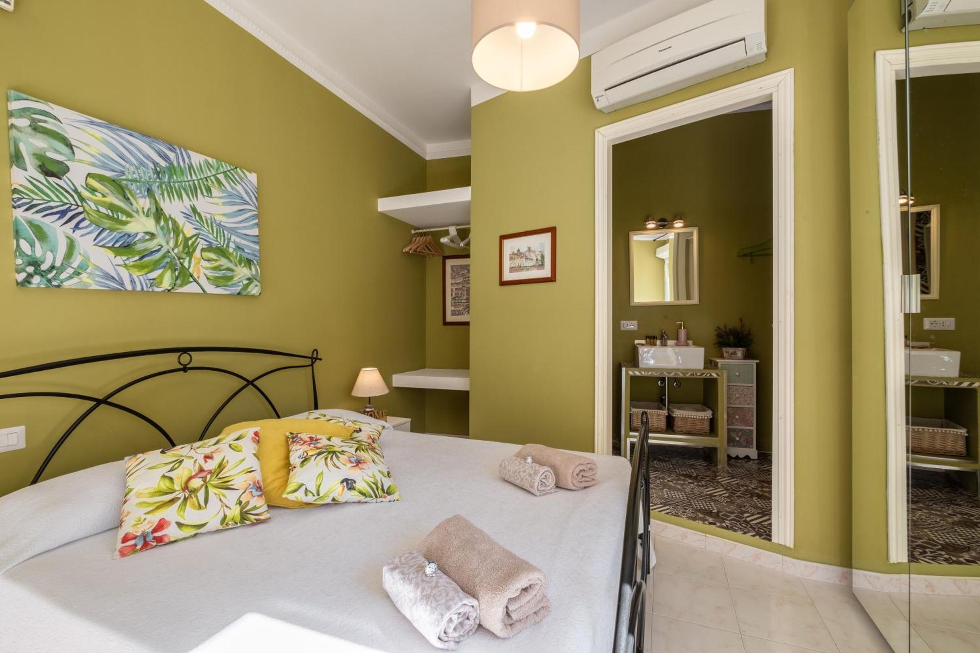 Elegante Villa Lu' Centro Citta A 10 Minuti Dal Mare Cagliari Esterno foto